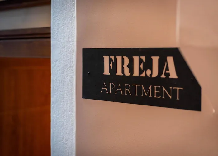 Freja- Luxury Studio Apartment Old Town Zadar Center